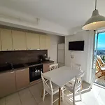 Linda Apartament Palit